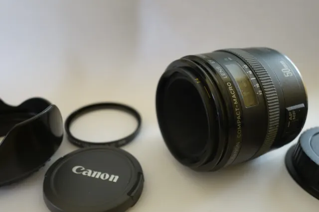 Canon EF  50mm f2.5 Compact-Macro lens *Excellent condition* (inc. 24% VAT)
