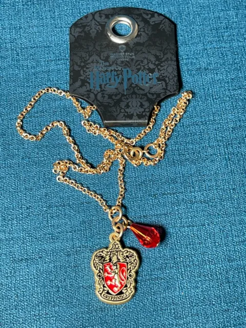 Warner Bros Harry Potter Studio Tour London Gryffindor Crest Necklace 18" Chain