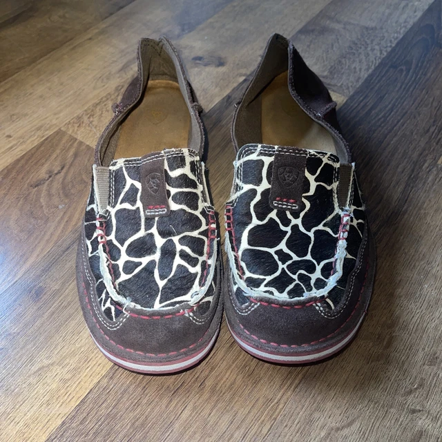 Ariat giraffe deals cruiser