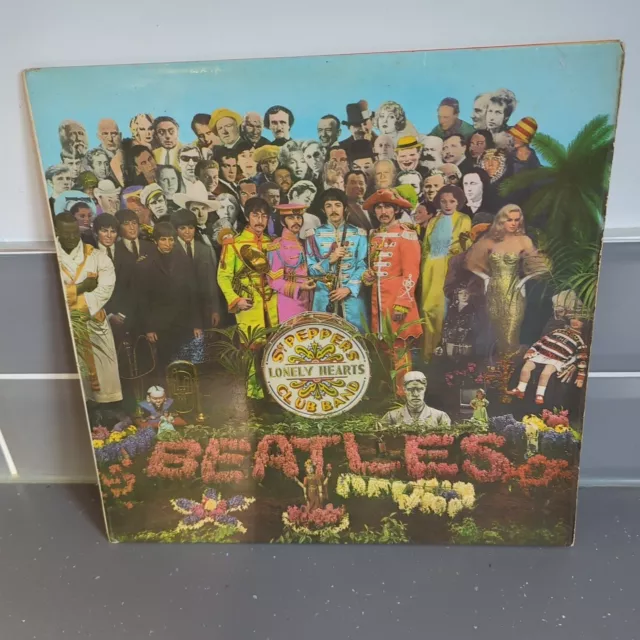 THE BEATLES SGT PEPPER UK 1st VINYL LP COMPLETE PCS7027 -1/-1 LENNON McCARTNEY