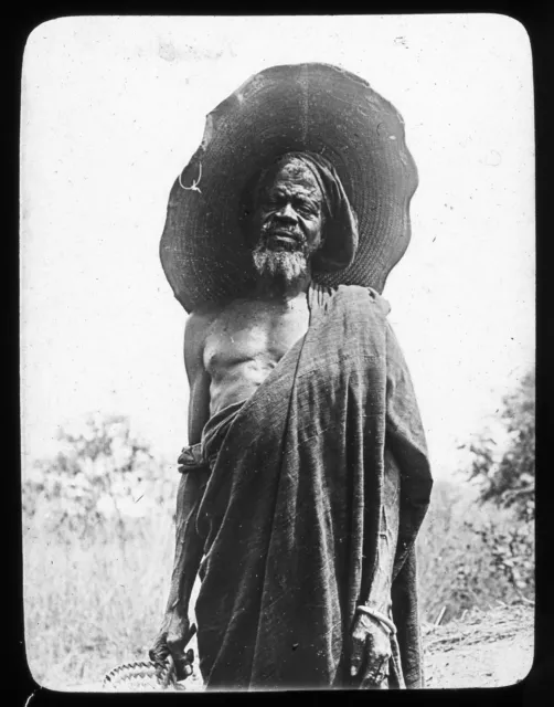 Verre Lanterne Magique c. 1900 Ethnique - Dahoméen - 18