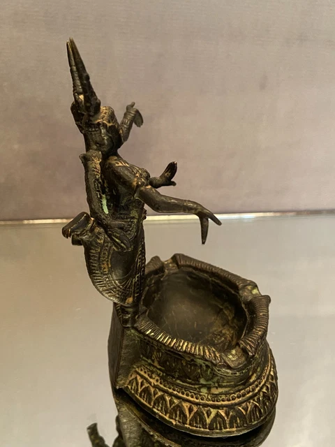 Cendrier en bronze aux danseuses Khmer Cambodge 8