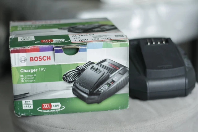 Chargeur Bosch AL1830V 18V - Filaire - Occasion