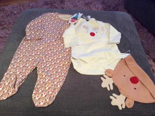 NEXT unisex Baby Rudolf Christmas Outfit And Hat Set Age Up To 3 Month BNWT