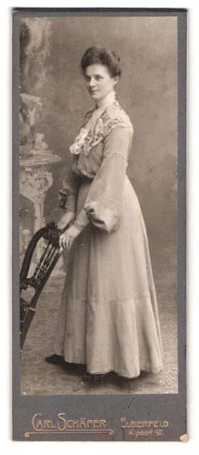 Fotografie Carl Schäfer, Elberfeld, Kipdorf 57, Portrait brünette Schönheit im