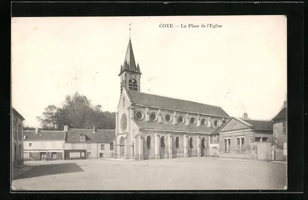 CPA Coye, La Place de l´Eglise 1917