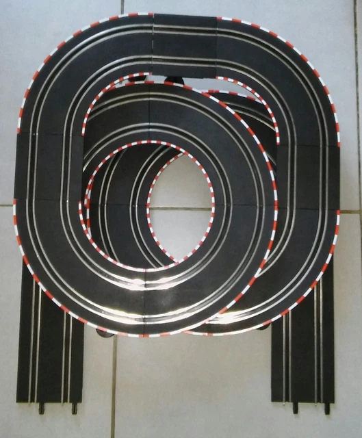 Extension de rails LE TROUBILLON pour circuit de voitures électrique CARRERA GO