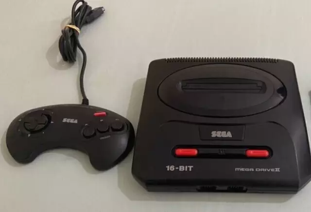 Sega Mega Drive II 2 Video Game Console Black + GAME + CONTROLLER PAL UK