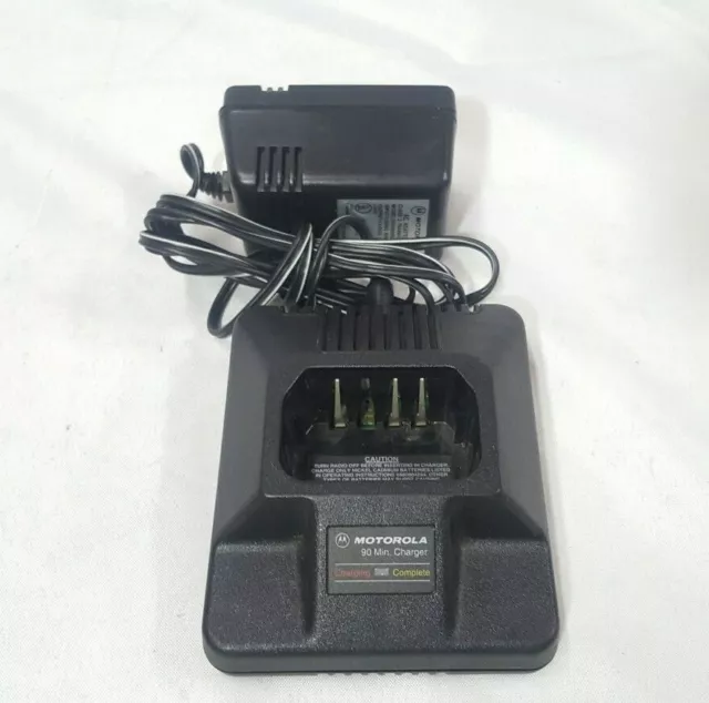 Motorola HTN9167A Rapid 90 Min. Charging Station with Power Supply -  Nice!!