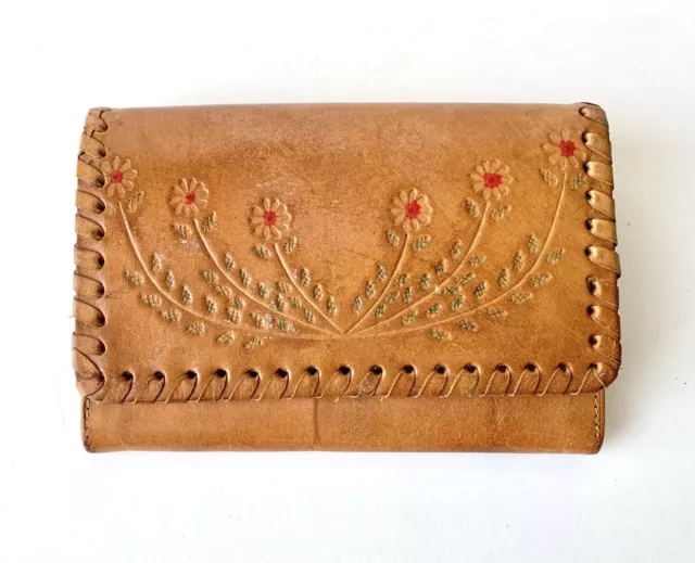 Vintage Hand Tooled Leather Flower Wallet Pre Owned Boho 70’s Coin Purse Small