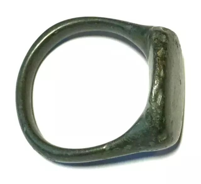 Ancient Bronze Ring Roman Empire Year 27 BC-476 AD. Size 8 Wearable