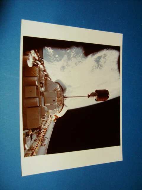 NASA SPACE SHUTTLE Challenger Sts7 Onboard Scene Satellite 1983
