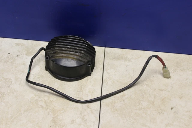 Fuel Valve Petcock Assembly For YAMAHA Maxim XJ700 XJ900 Seca (1985-86