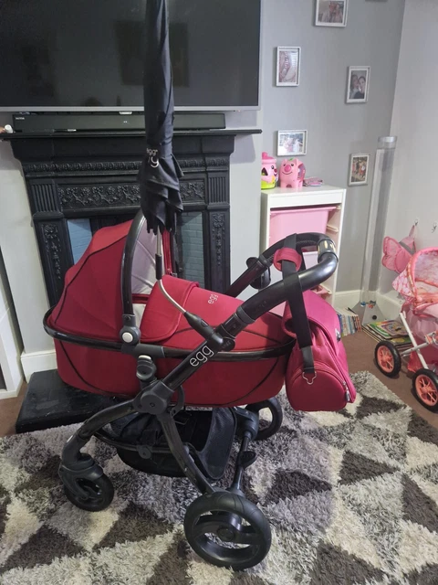 egg pushchair travel system