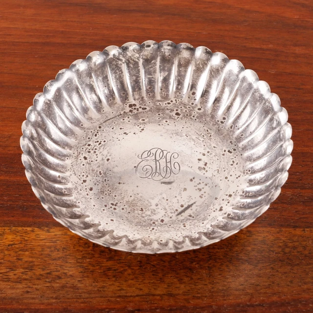 Tiffany Sterling Silver Dish #8587 Fluted Body Ball Feet 1892-1902