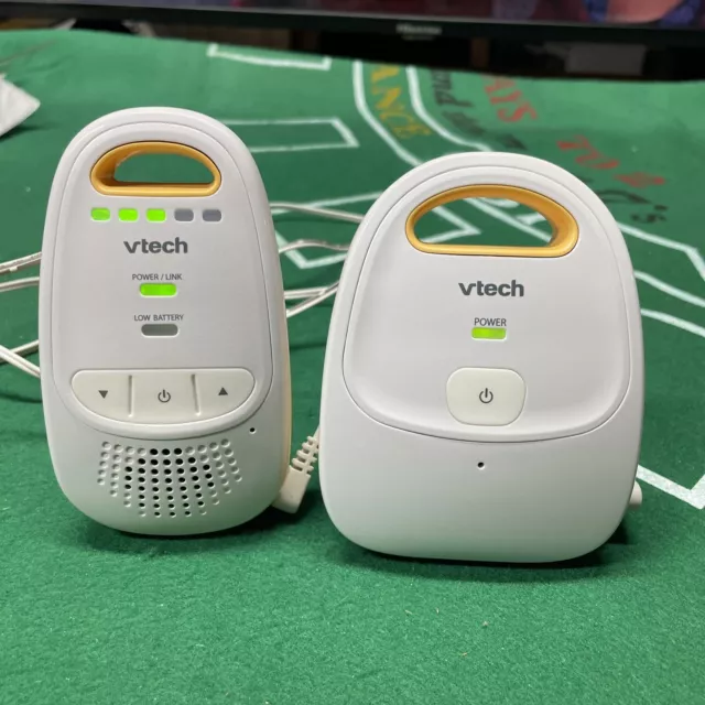 Vtech Digital Audio Baby Monitor Vtech DM111 BU and DM111 PU