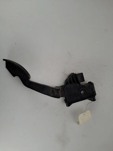Potentiometre de pedale de gaz d'accelerateur OPEL CORSA D PHASE 1/R:57722039