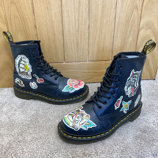 Dr martens chris clearance