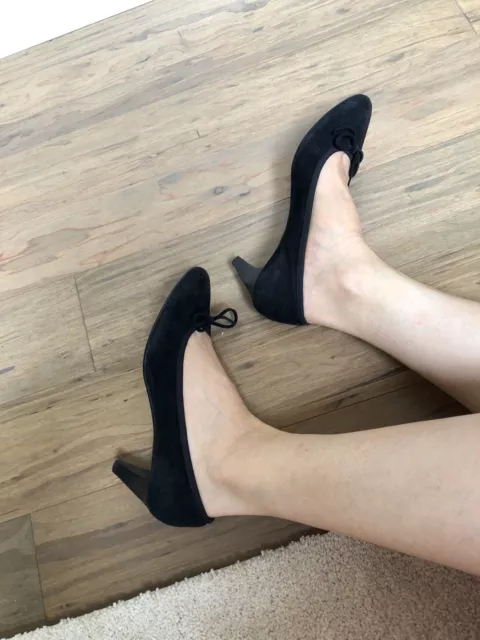 Le Saunda Womens Suede Front Bow Heels Shoes Pumps Black Size 38