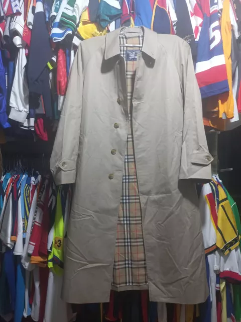 vintage BURBERRY TRENCH COAT Classic Nova Check Excellent Condition size 48_