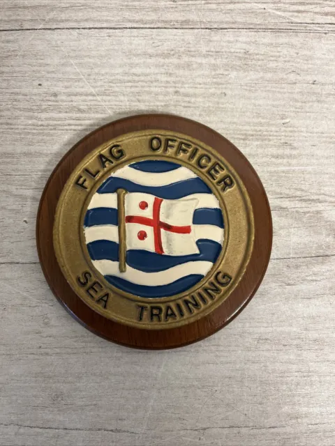 Vintage Royal Navy Flag Officer Sea Training Crest Wall Plaque Wooden Shield