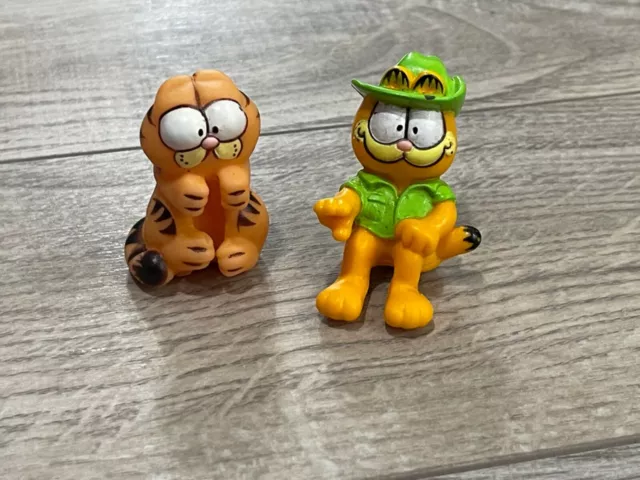 Old Vintage Miniature Garfield The Cat Applause Cake Topper Figure Lot Of 2