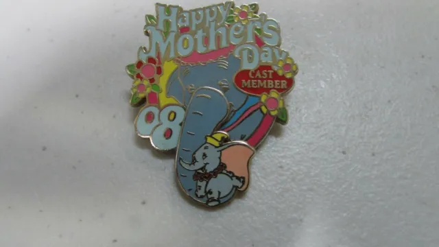 Mrs. Jumbo and Dumbo Mother's Day 2008 Cast Member Pin Limited Edition