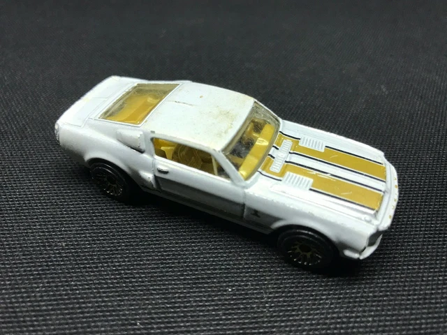 Diecast Hotwheels '68 Shelby Gt500 [White] - Flying Customs