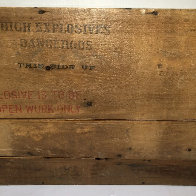 DUPONT Explosive Dynamite Box Vintage Dovetail Wood Crate Authentic Big Read 7