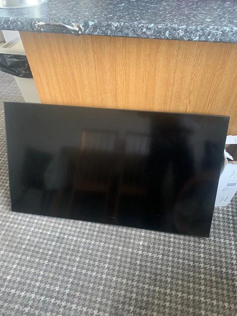 Samsung 46ud46c Digital Signage Flat Screen Spares Or Repair SCREEN CRACKED