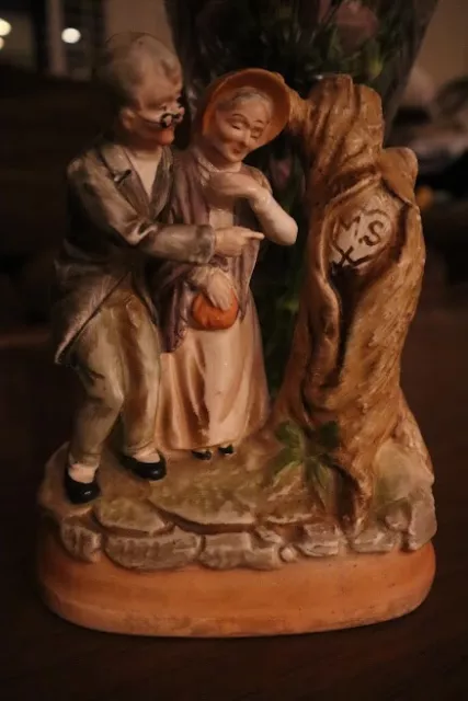 Vintage Ceramic Elderly Couple Music Box By A Price Import Japan