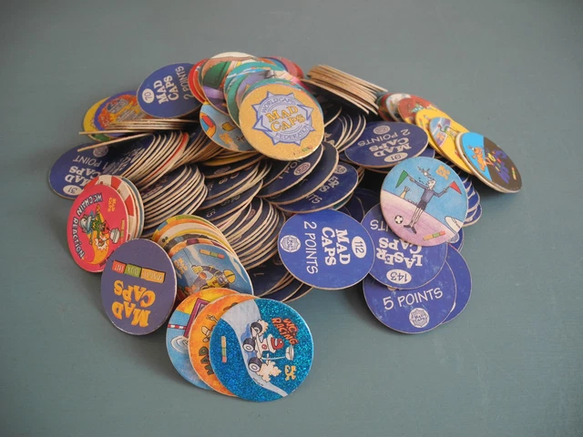 Gros lot Pogs, Flips, Caps, Kinis Gros lot Pogs, Flips, Caps, Kinis