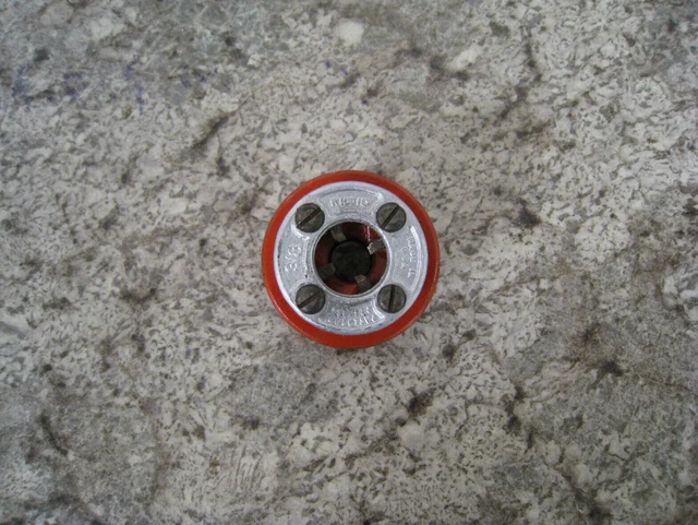Ridgid 37210 111-R 111R 3/8” NPT Ratchet Pipe Threader Die Head Free Shipping Ridgid 37210 111-R 111R 3/8” NPT Ratchet Pipe Threader Die Head Free Shipping