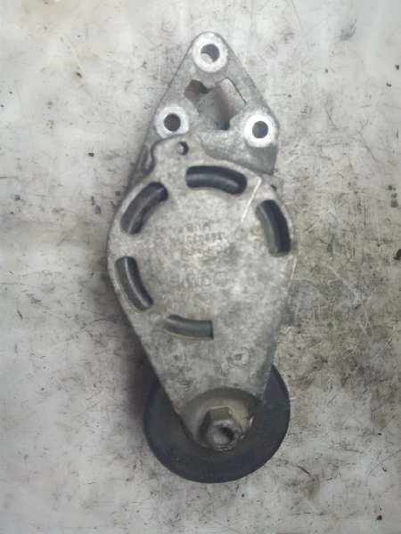 038903315E galet tendeur pour VOLKSWAGEN BORA 1.9 TDI 1998 154413 2