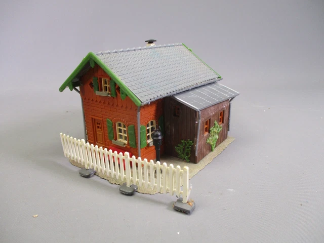 LE2332 MKD Alain Pras 590 train Ho 1/87 Maquette Complément