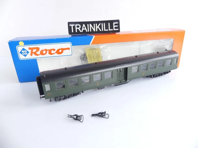 ROCO 4237A - Voiture voyageurs Eurofima Bmoz 2 cl ép IV ÖBB en HO 26,5