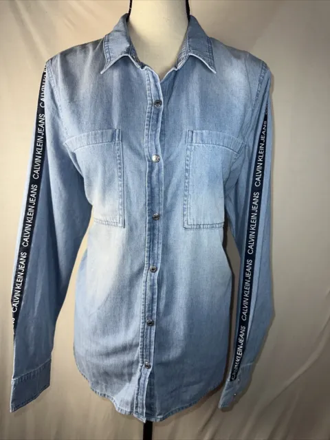 Calvin Klein Women snap button down jeans shirt XLT