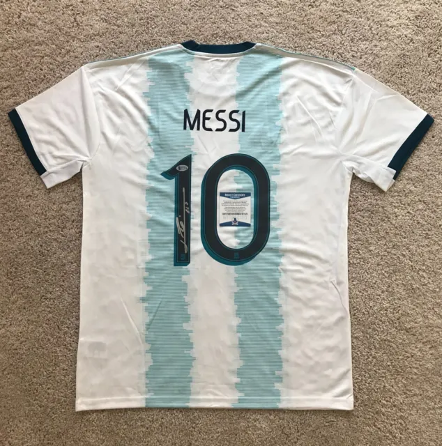 Lionel Messi signed Argentina National Team Jersey Beckett Witness COA BAS