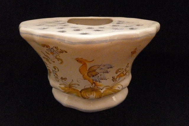 Vase, pique fleur mural, bouquetière Moustiers fait main, French vintage
