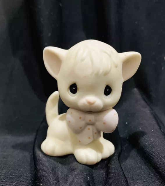 Vintage 1982 Precious Moments Jonathan & David Enesco E-9267 Kitty Cat Figurine