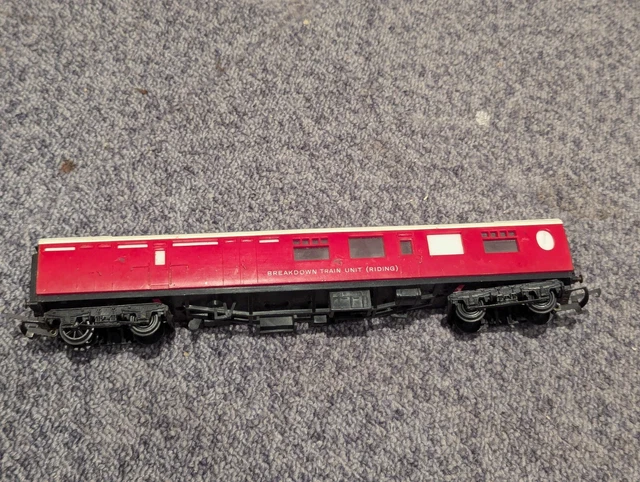 VINTAGE TRI-ANG BREAKDOWN Train Unit (Riding) Coach Model Railway OO ...