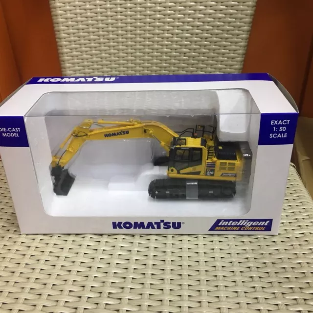 UH Universal Hobbies 1/50 Komatsu PC210LCi-11 Excavator DieCast Model UH8123