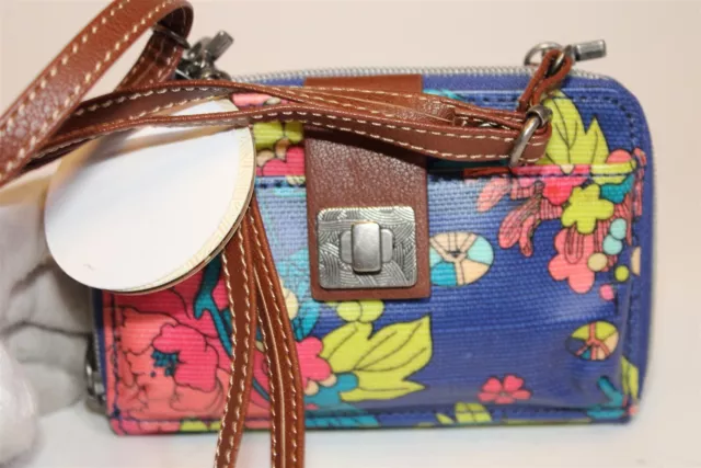 Sakroots artist circle hotsell large smartphone crossbody