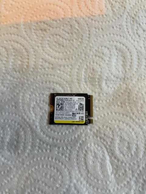 Nouveau disque dur Samsung PM991a SSD 256 Go NVMe M.2 2230 PCIe x4, Ordinateurs \ Computer components \ Disques durs \ SSD