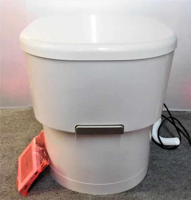 DOMETIC SANEO C motorhome caravan camper cassette toilet. Without door