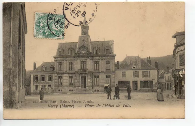 VERZY - Marne - CPA 51 - La place de l'hotel de ville