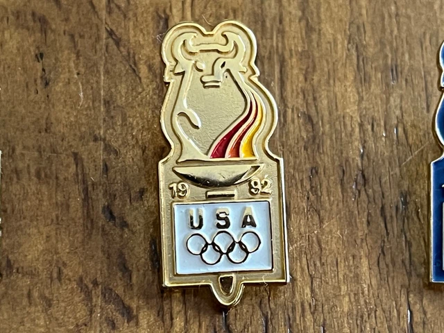 Pin's Olympique JO Albertville 1992 Savoie - Arthus Bertrand Doré - Collection