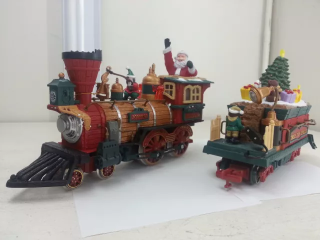 New Bright Holiday Express #384 Engine & Tender Christmas Locomotive G Scale