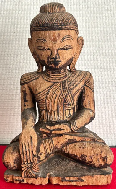 Antique 18th Century Buddha in Wood & Lacquer - Burma