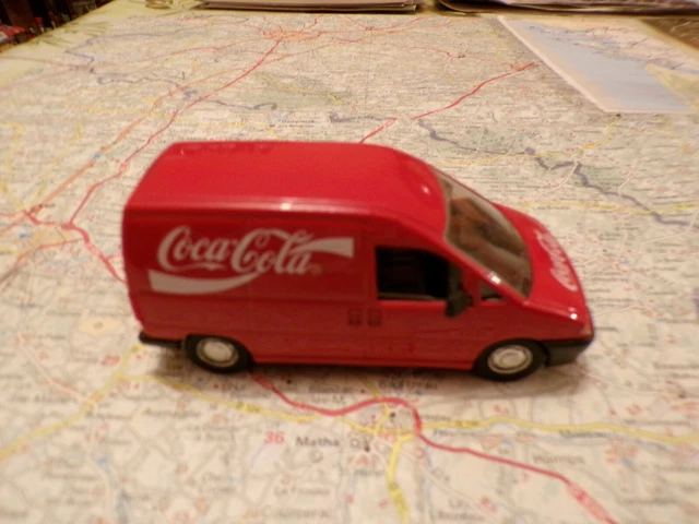 VOITURE / FOURGON Coca-Cola PEUGEOT Expert 1995 - 1/43 - Solido EUR 23